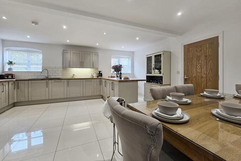 4 bedroom barn conversion for sale, Green Lane, Sandbach CW11