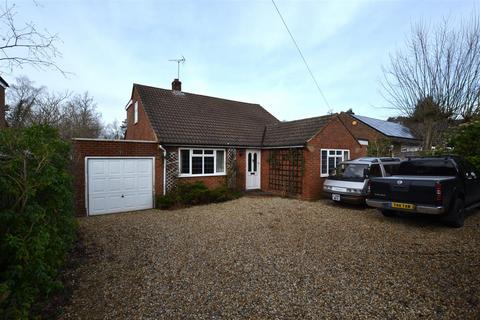 5 bedroom detached bungalow for sale, Warren Close, Fleet GU52