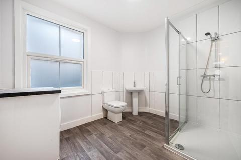 2 bedroom flat for sale, Bickley Street, Tooting