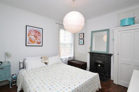 2 bedroom maisonette to rent, Lyric Road, Barnes, SW13