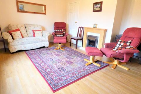 2 bedroom flat to rent, Langton Road, Newington, Edinburgh, EH9