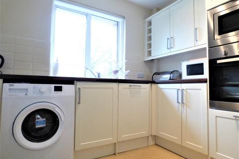 2 bedroom flat to rent, Langton Road, Newington, Edinburgh, EH9