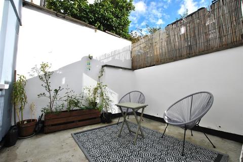 87c Coronation Road, Southville, Bristol, BS3 1AT