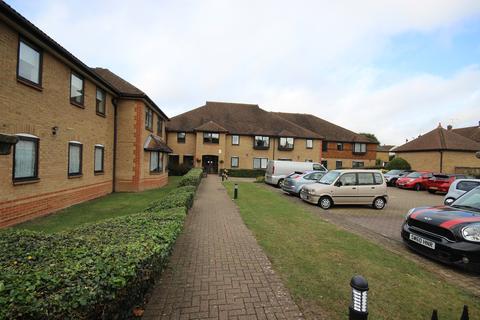 2 bedroom retirement property to rent, Park Lodge, Billericay