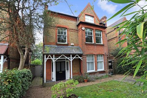 2 bedroom flat for sale, Parklands, Surbiton KT5