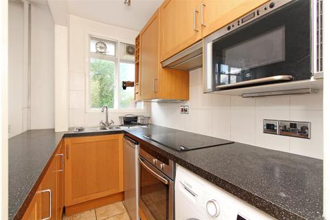 1 bedroom flat to rent, Upper Richmond Road, Putney, London