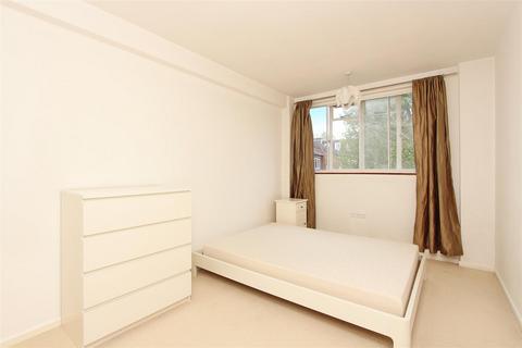 1 bedroom flat to rent, Upper Richmond Road, Putney, London