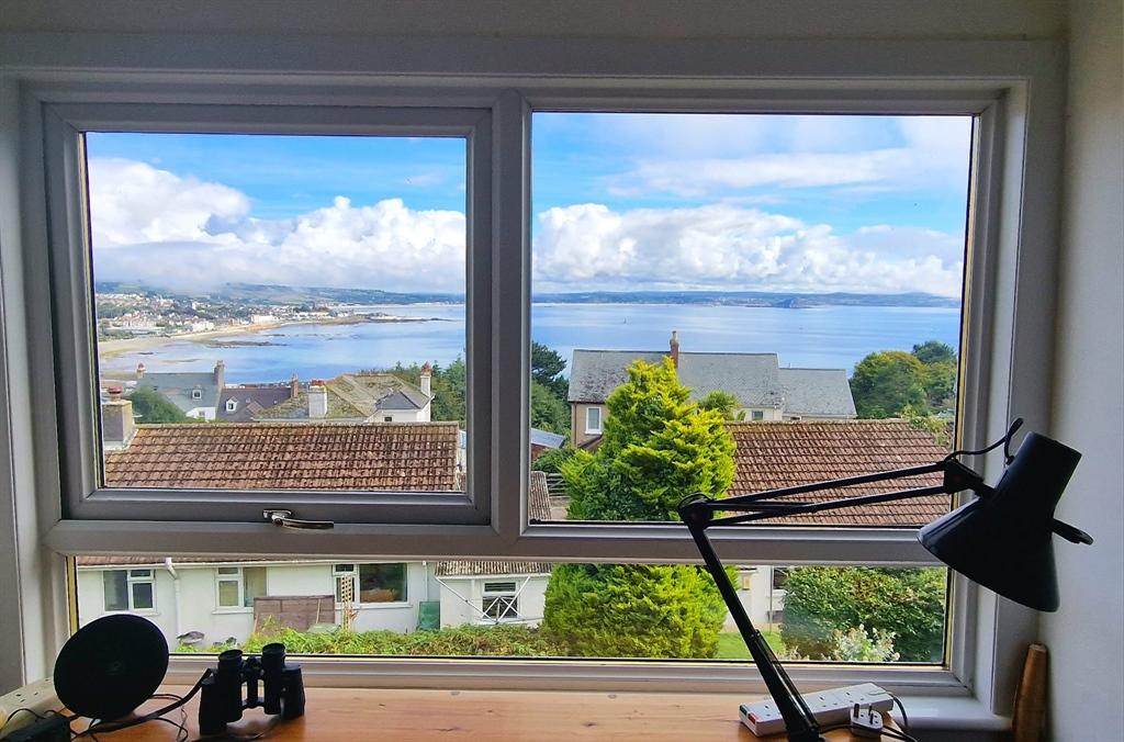 P2044q.jpg