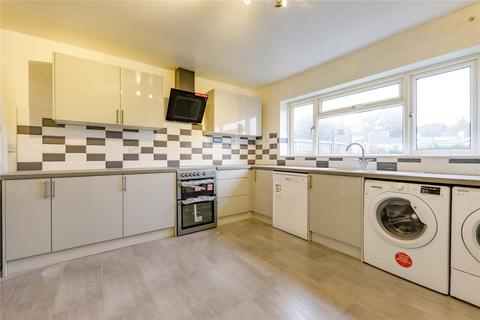 3 bedroom maisonette to rent, Yorktown Road, Sandhurst, Berkshire, GU47