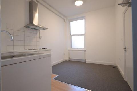 1 bedroom property to rent, Harrow Road, London