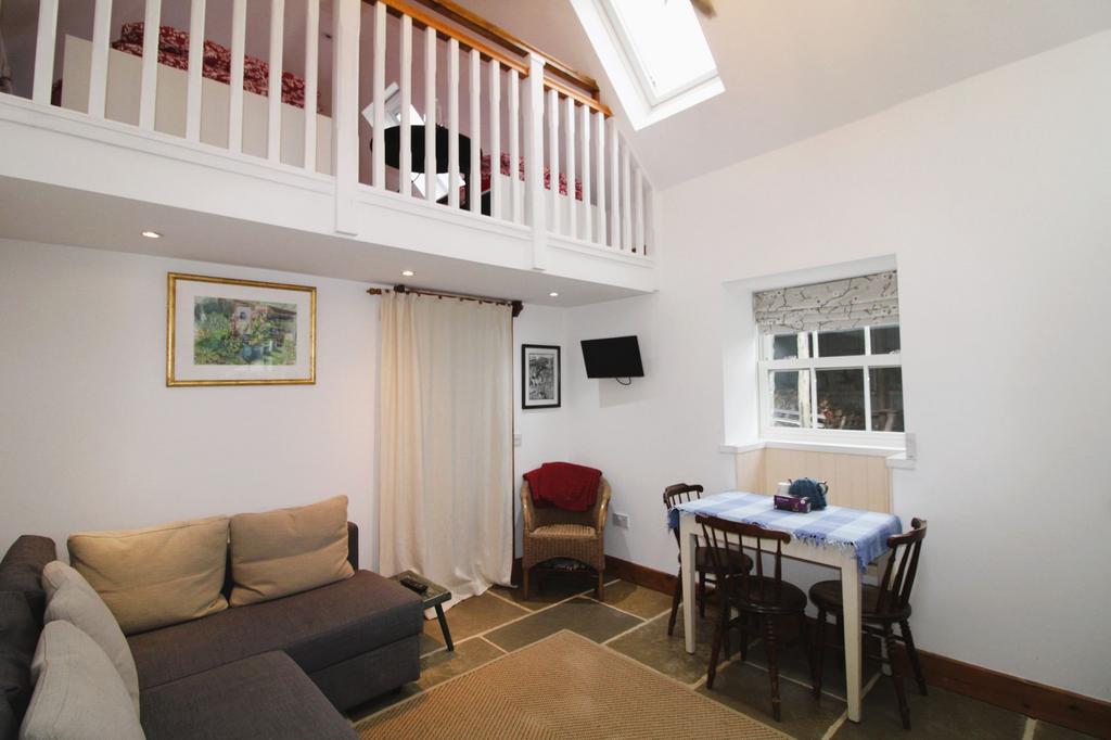 Kitchen Dining Lounge