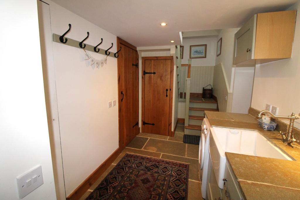 Hallway / Utility