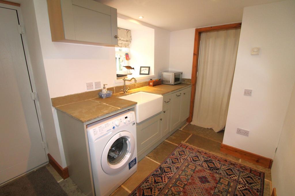 Hallway / Utility
