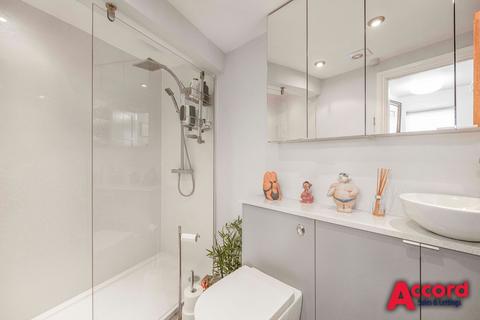 20 Moray Close, Romford, RM1 4YJ