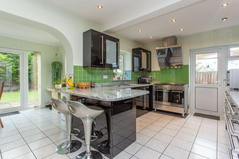 4 bedroom detached house for sale, Lonsdale Avenue, Margate, CT9