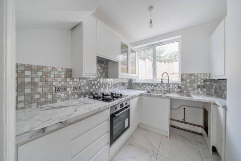 15 Norbury Cross, London, SW16 4JG