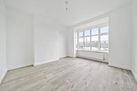 15 Norbury Cross, London, SW16 4JG