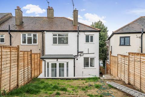 15 Norbury Cross, London, SW16 4JG