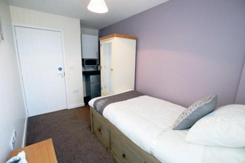 1 bedroom in a house share to rent, Borough Road, Burton upon Trent DE14