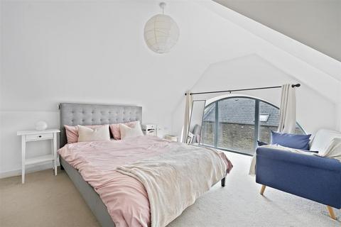 1 bedroom flat for sale, Leswin Road, London