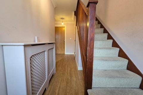 3 Hewitt Close, Fradley, Lichfield, WS13 8TA
