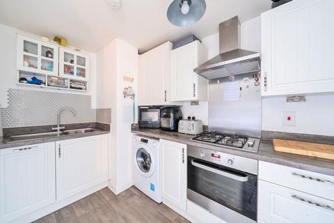 2 bedroom apartment for sale, Box Crescent, Dunstable LU5