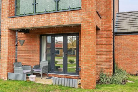 undefined, Box Crescent, Dunstable LU5