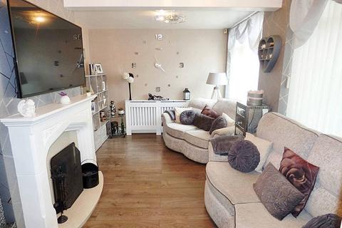 51 Broad Lane, Leeds, LS13 2RU