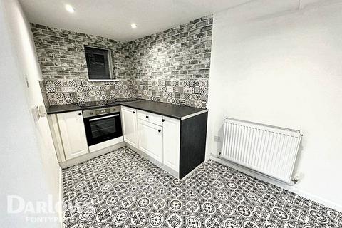 3 bedroom terraced house for sale, Merthyr Road, Pontypridd