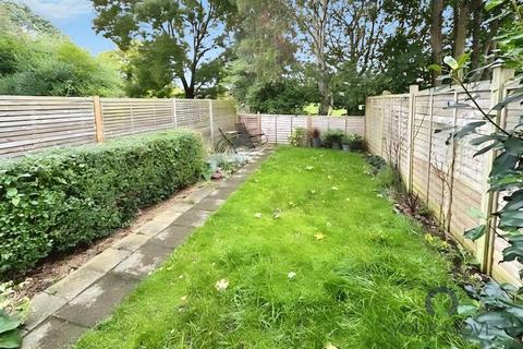 2 bedroom maisonette for sale, Hilldrop Road, Bromley BR1