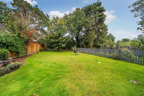 5 bedroom detached house for sale, Blackwater,  Camberley,  Hampshire,  GU17