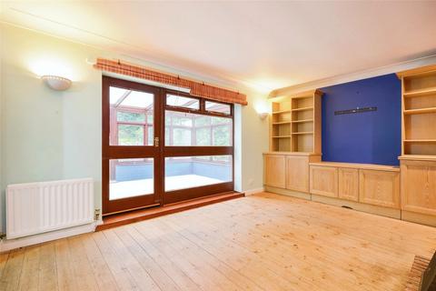 37 Rothesay Grove, Nunthorpe, Middlesbrough, TS7 0LF
