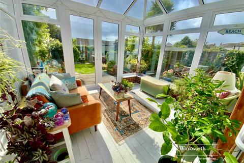 3 bedroom semi-detached house for sale, Queens Road, Mudeford, Christchurch, BH23