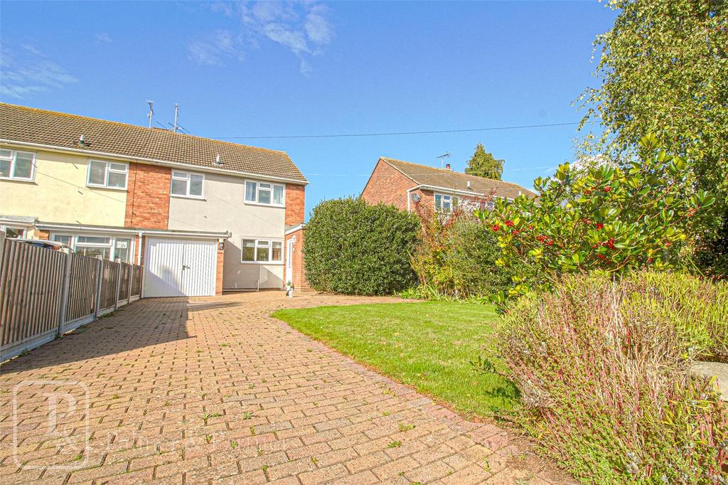 Chapel Road, West Bergholt... 3 bed semidetached house to rent £
