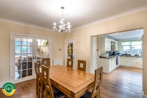 5 bedroom semi-detached house for sale, Bawtry Road, Doncaster