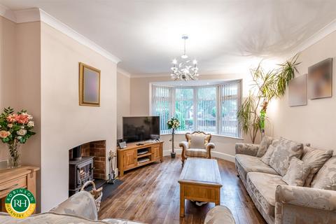 5 bedroom semi-detached house for sale, Bawtry Road, Doncaster