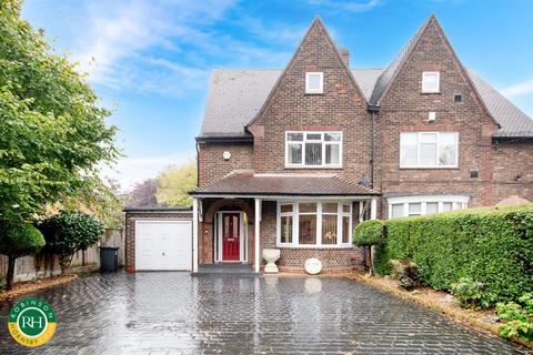 5 bedroom semi-detached house for sale, Bawtry Road, Doncaster