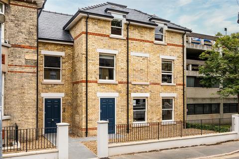 2 bedroom apartment for sale, Warkworth Street, Cambridge CB1