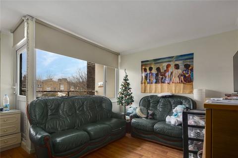 3 bedroom flat for sale, Cottage Street, Poplar, London, E14