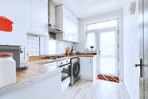 64 Betterton Road, Rainham, RM13 8NH