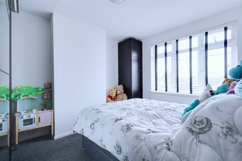 64 Betterton Road, Rainham, RM13 8NH