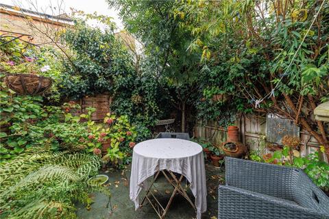 21 Railway Side, London, SW13 0PN