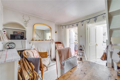 21 Railway Side, London, SW13 0PN