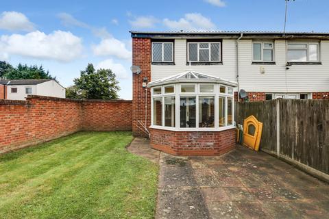 4 bedroom end of terrace house for sale, Goldsworthy Way, Burnham SL1