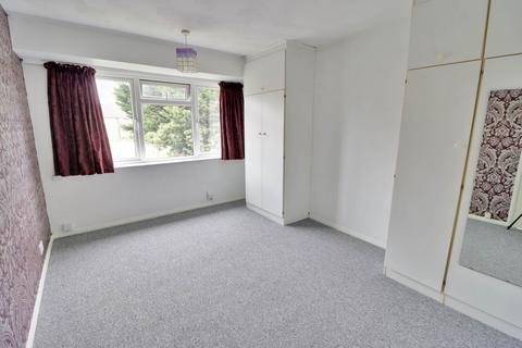 2 bedroom maisonette for sale, Lismore Close, Woodley