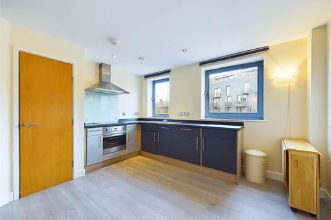 1 bedroom flat to rent, Apt 205 West One Tower7 Cavendish StreetSheffield