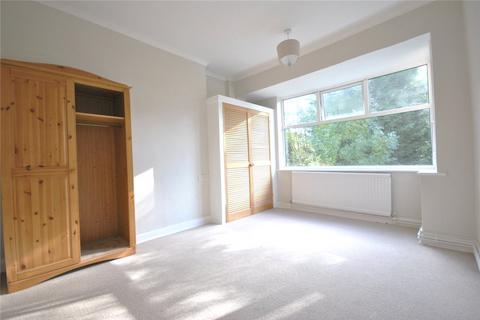 3 bedroom terraced house for sale, Clayhill Crescent, London