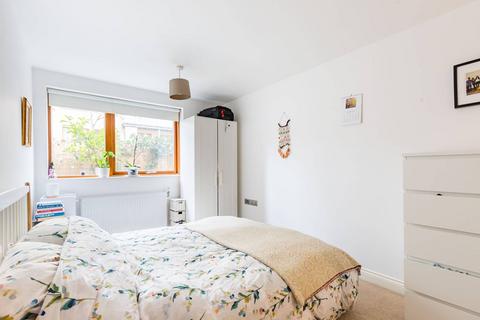 Flat 5, Findlay House, 7 Trevithick Way, London, E3 3GD