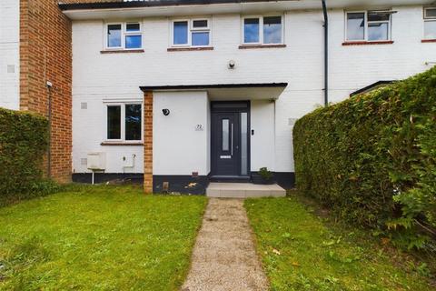 72 Worth Road, Crawley, RH10 7DT