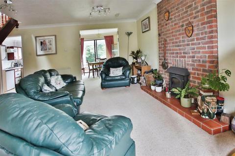 4 bedroom detached house for sale, Campion Close, Warsash, Southampton